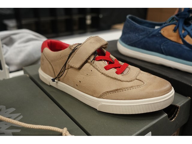 17 paar schoenen - afbeelding 4 van  6