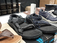 17 paar schoenen - afbeelding 5 van  6
