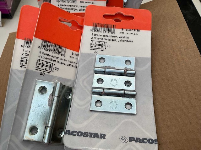 17 sets met scharnieren - afbeelding 3 van  3