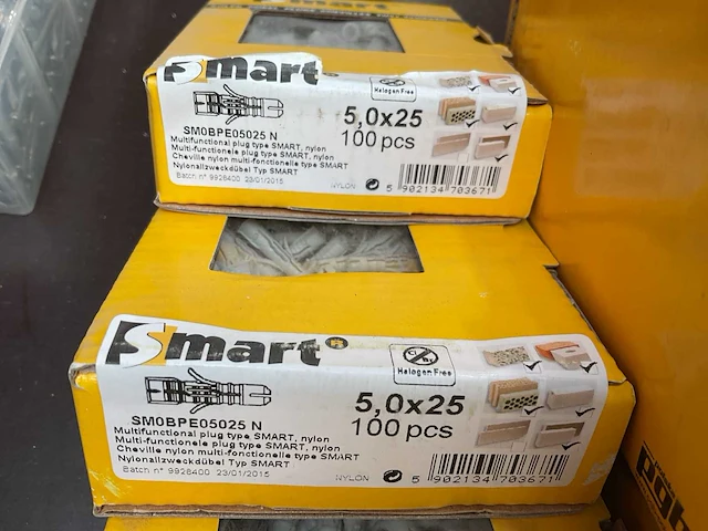 17 x dozen pluggen; cellenbetonnagel met kraag; metalen kozijnpluggen - afbeelding 2 van  10