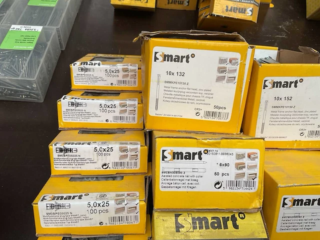 17 x dozen pluggen; cellenbetonnagel met kraag; metalen kozijnpluggen - afbeelding 4 van  10