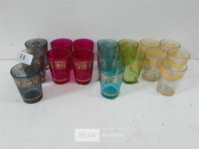 17 x t-lichtglaasje 8 cm mix kleuren - afbeelding 1 van  3