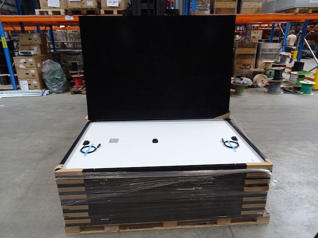 17 x zonnepaneel sunpower p3 370 fb (6.290 wp) - afbeelding 1 van  3