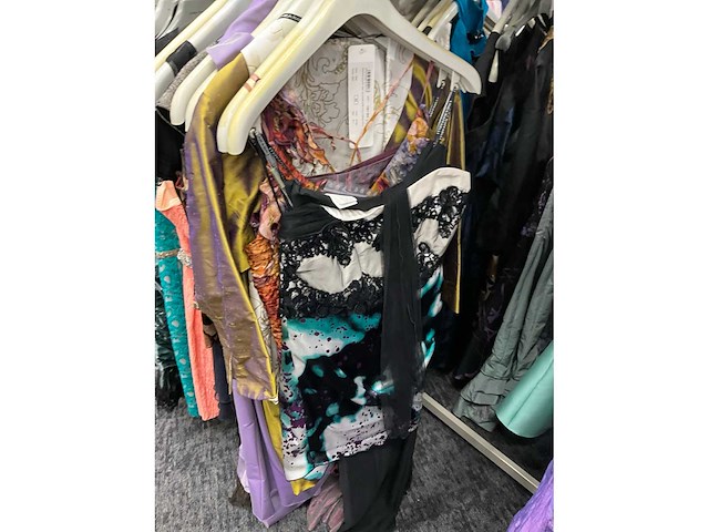 173 diverse cocktailjurken/sets (totaalprijs) - afbeelding 4 van  134