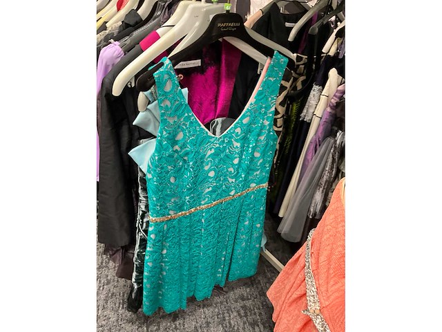 173 diverse cocktailjurken/sets (totaalprijs) - afbeelding 12 van  134