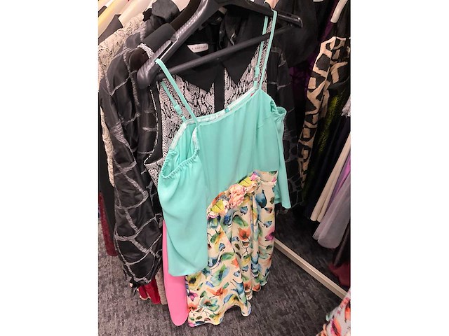 173 diverse cocktailjurken/sets (totaalprijs) - afbeelding 17 van  134