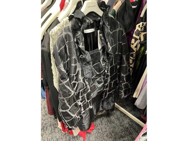 173 diverse cocktailjurken/sets (totaalprijs) - afbeelding 19 van  134