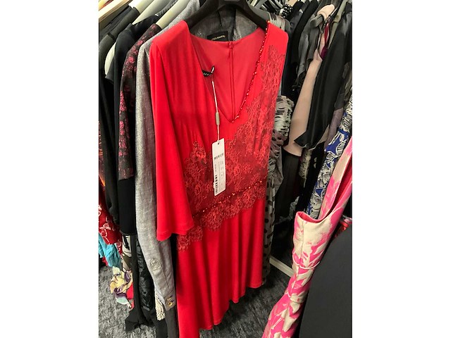 173 diverse cocktailjurken/sets (totaalprijs) - afbeelding 53 van  134