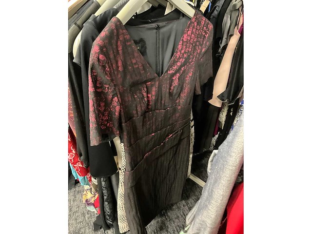 173 diverse cocktailjurken/sets (totaalprijs) - afbeelding 55 van  134