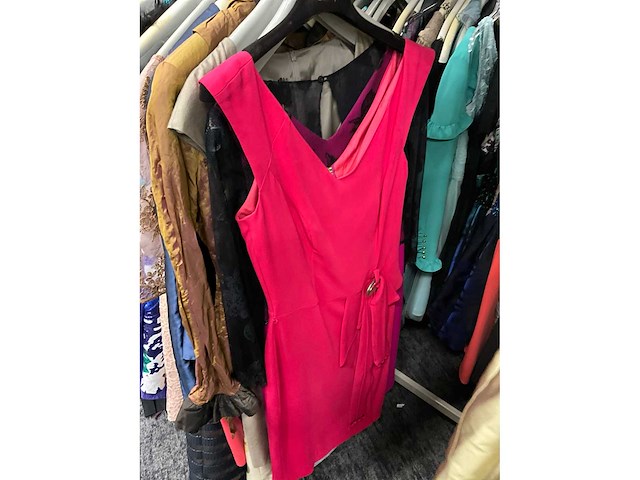 173 diverse cocktailjurken/sets (totaalprijs) - afbeelding 103 van  134