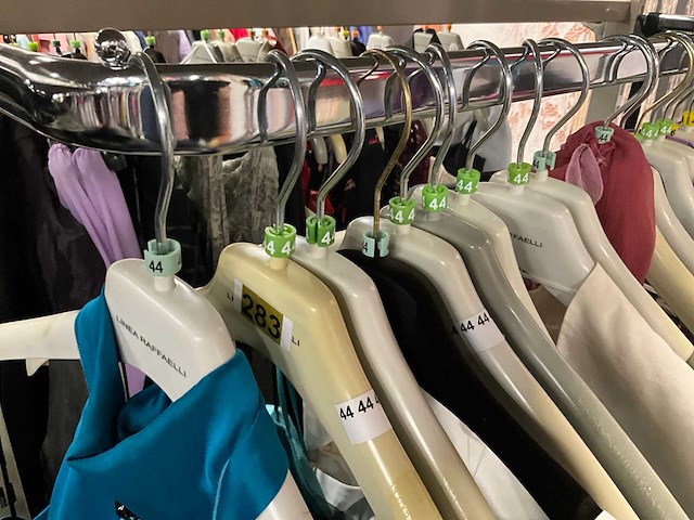 173 diverse cocktailjurken/sets (totaalprijs) - afbeelding 15 van  142