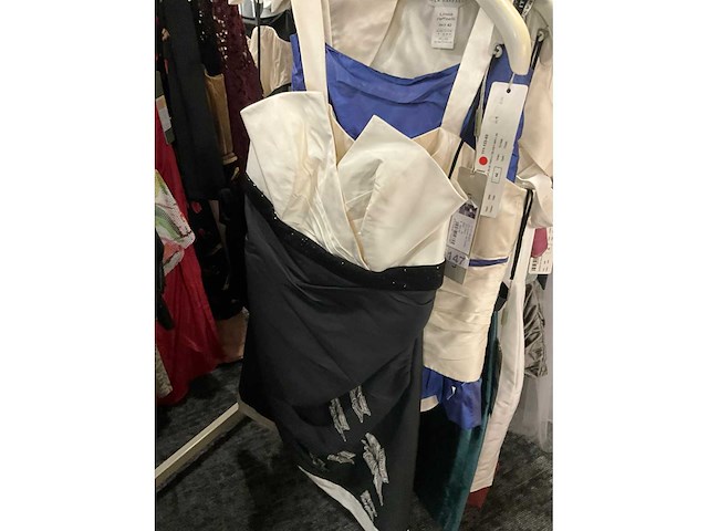 173 diverse cocktailjurken/sets (totaalprijs) - afbeelding 18 van  142