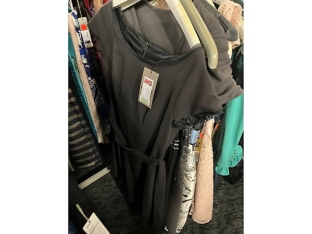 173 diverse cocktailjurken/sets (totaalprijs) - afbeelding 104 van  142