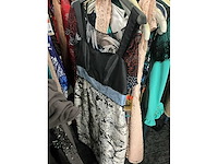 173 diverse cocktailjurken/sets (totaalprijs) - afbeelding 106 van  142