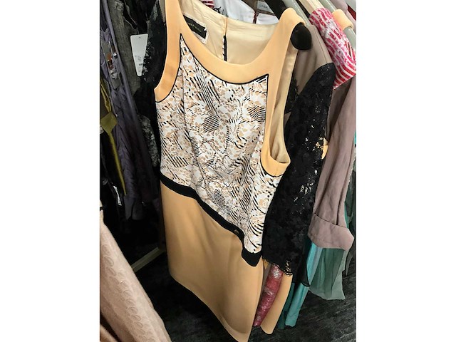 173 diverse cocktailjurken/sets (totaalprijs) - afbeelding 141 van  142