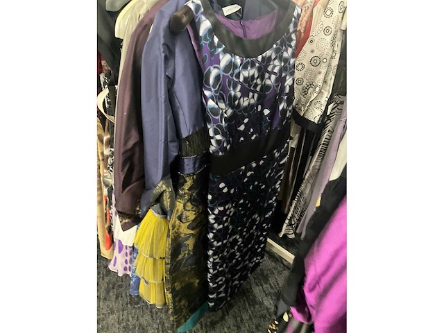 173 diverse cocktailjurken/sets (totaalprijs) - afbeelding 78 van  156