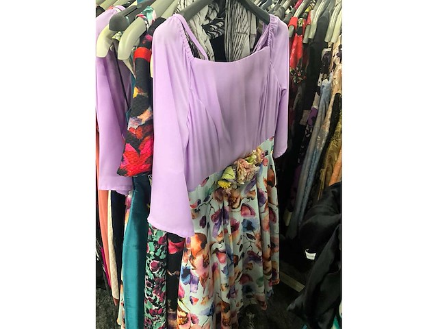 173 diverse cocktailjurken/sets (totaalprijs) - afbeelding 106 van  156