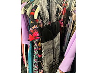 173 diverse cocktailjurken/sets (totaalprijs) - afbeelding 107 van  156