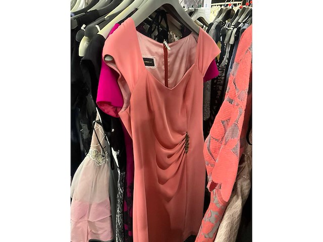 173 diverse cocktailjurken/sets (totaalprijs) - afbeelding 118 van  156