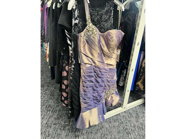 173 diverse cocktailjurken/sets (totaalprijs) - afbeelding 113 van  156