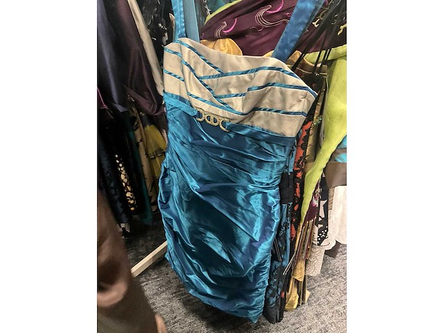 173 diverse cocktailjurken/sets (totaalprijs) - afbeelding 62 van  152