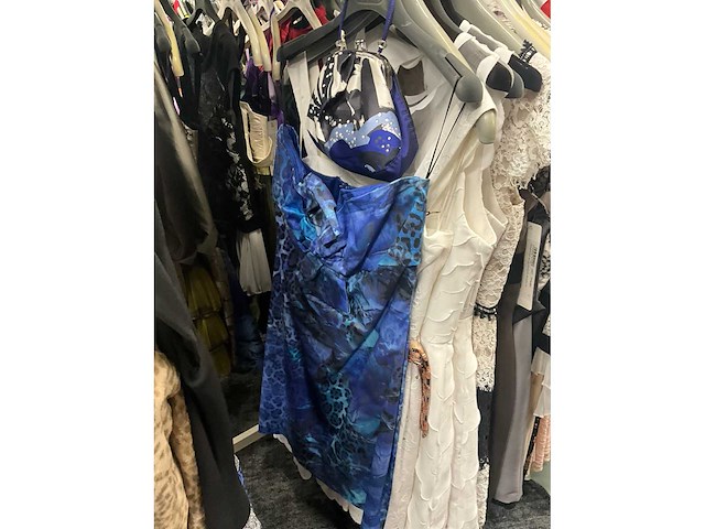 173 diverse cocktailjurken/sets (totaalprijs) - afbeelding 73 van  152