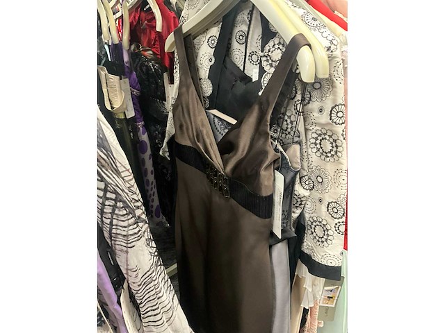 173 diverse cocktailjurken/sets (totaalprijs) - afbeelding 79 van  152