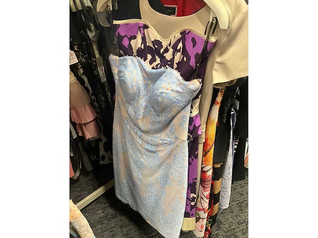 173 diverse cocktailjurken/sets (totaalprijs) - afbeelding 97 van  152