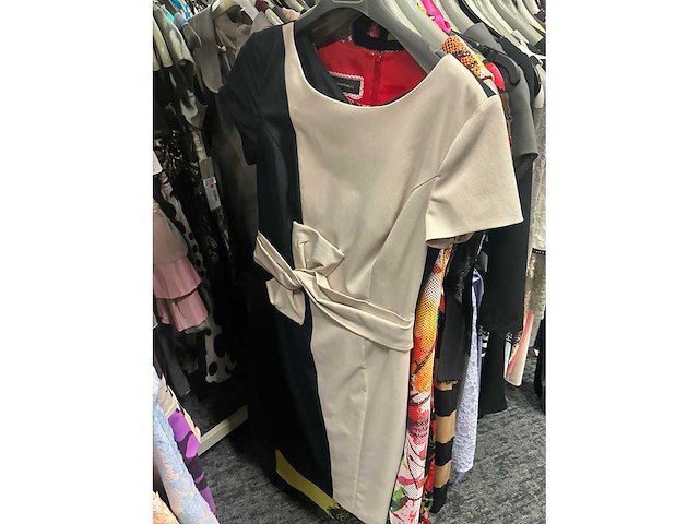 173 diverse cocktailjurken/sets (totaalprijs) - afbeelding 99 van  152