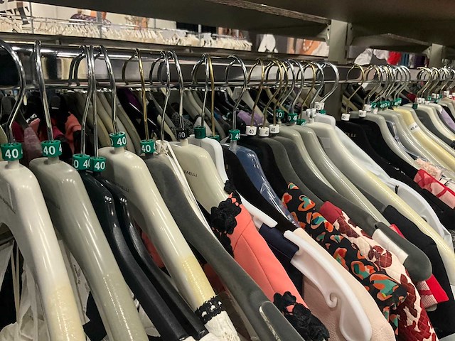 173 diverse cocktailjurken/sets (totaalprijs) - afbeelding 112 van  152