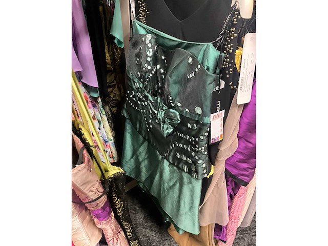 173 diverse cocktailjurken/sets (totaalprijs) - afbeelding 137 van  152