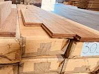 17,82m² teak parket 4 zijden tand en groef lengte 450/600/750mm - afbeelding 1 van  5