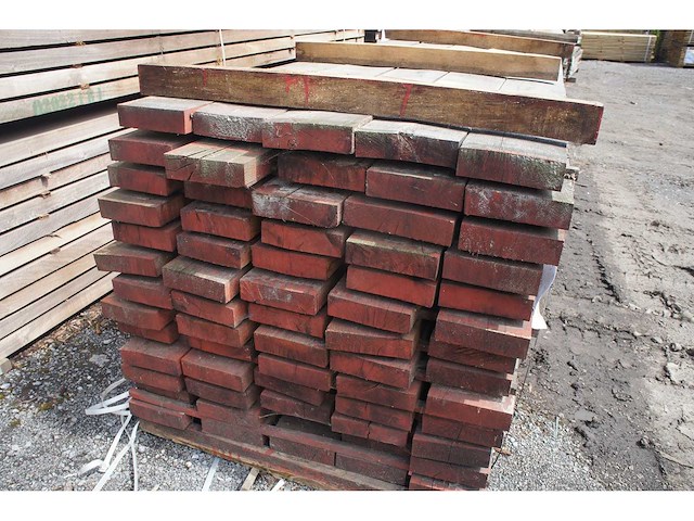 1,79 m³ eiken planken 54mm - afbeelding 3 van  4