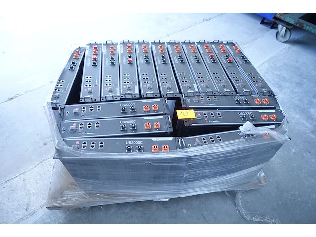 17x batterijmodule pylontech - afbeelding 1 van  4
