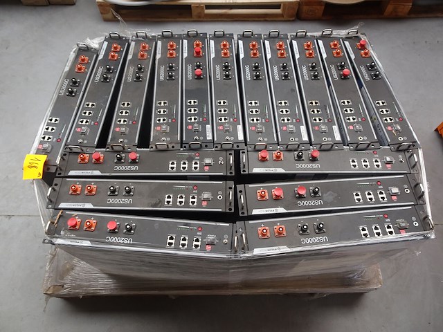 17x batterijmodule pylontech - afbeelding 2 van  4
