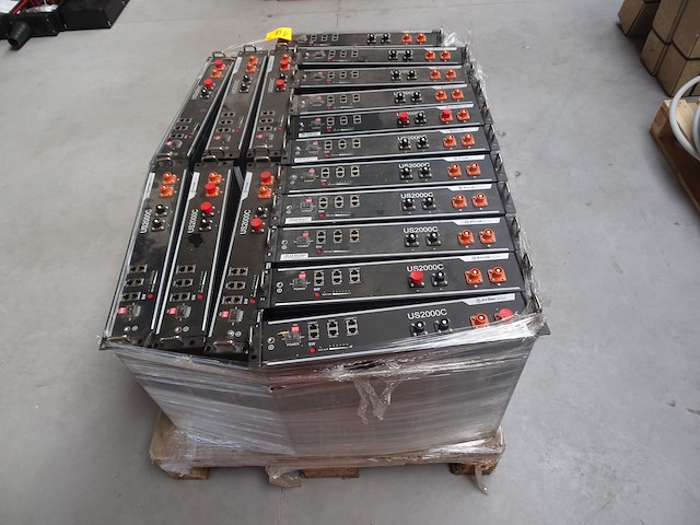 17x batterijmodule pylontech - afbeelding 3 van  4