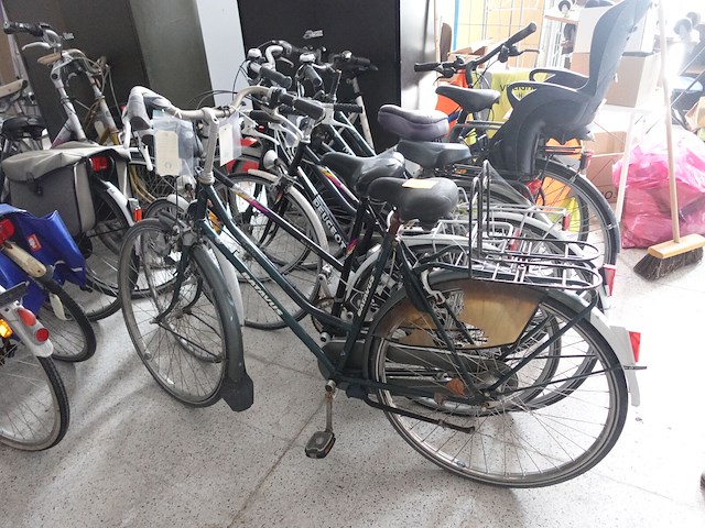 17x diverse damesfiets - afbeelding 2 van  11