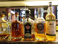 17x diverse flessen rum - afbeelding 6 van  6