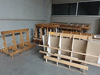 17x houten glasbok