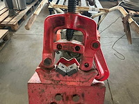 1/8 a2 pijpschroefbank op driepikkel - afbeelding 4 van  4