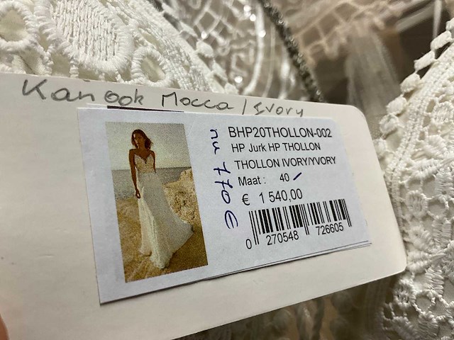 18 bruidsjurken herve (totaalprijs) - afbeelding 19 van  42