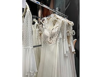 18 bruidsjurken herve (totaalprijs) - afbeelding 39 van  42