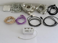 18 diverse apple accessoires - afbeelding 1 van  4