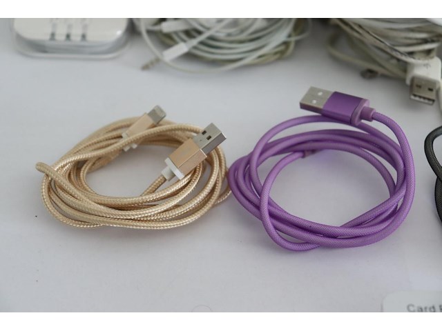 18 diverse apple accessoires - afbeelding 3 van  4