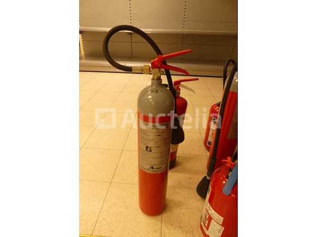 18 diverse brandblussers - afbeelding 8 van  9