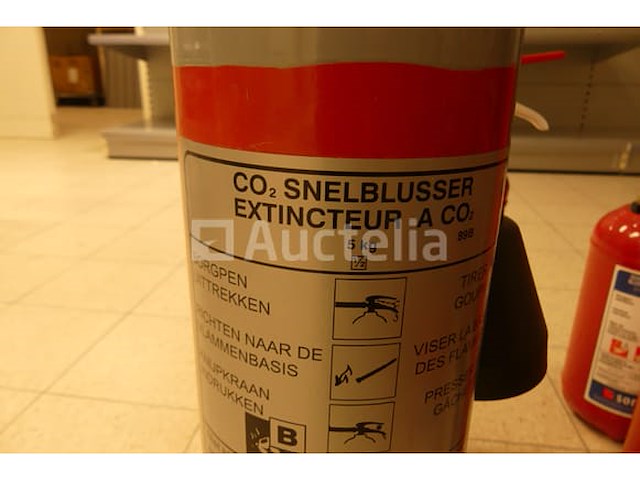 18 diverse brandblussers - afbeelding 9 van  9