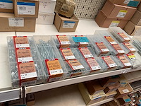 18 dozen houtschroeven - afbeelding 1 van  6