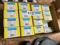 18 dozen houtschroeven