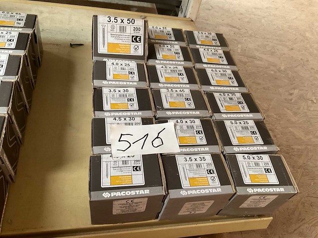 18 dozen houtschroeven - afbeelding 1 van  5