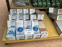 18 dozen spaanplaatschroeven - afbeelding 1 van  8